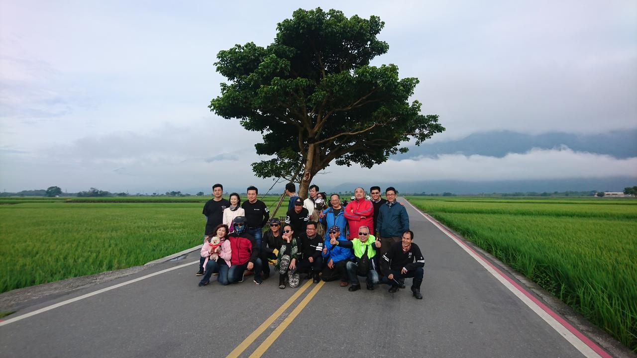 Mi Xiang Homestay Чишан Экстерьер фото
